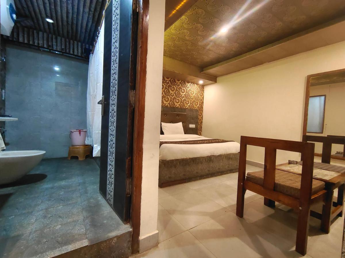 Magic Stays - Shimla Royale - Free Pickup From Railway Station シムラー エクステリア 写真