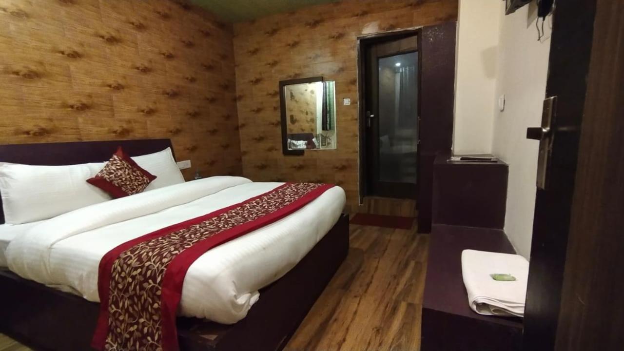 Magic Stays - Shimla Royale - Free Pickup From Railway Station シムラー エクステリア 写真